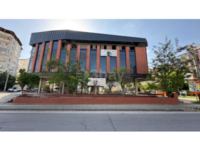 GÜVENEVLER'DE KURUMSAL FİRMALARA KİRALIK PLAZA & KOMPLE BİNA