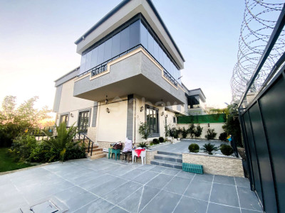 Gaziantep Burç Esentepe'de Eşsiz Konumuyla Satılık Villa
