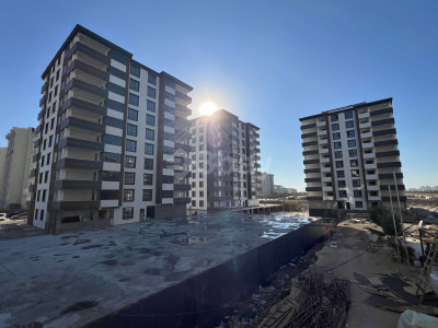 3BAY OKTAY SAĞLAMCI'DAN MAVİKENT'DE 3.5+1 SIFIR LÜKS DAİRE