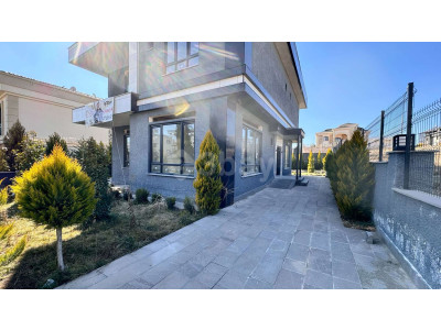 Şehirgösteren'de 6+1 KİRALIK Natamam Ticari Villa