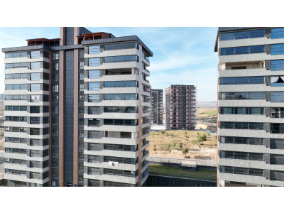 Çamlıcavera Sitesinde Muhteşem Manzaralı 5+1 Satılık Daire