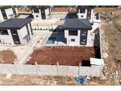 Körkün'de Site İçerisinde 5+1 Villa!!!
