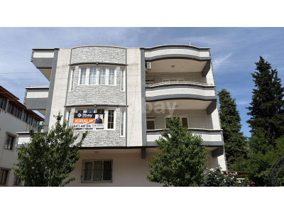 3 Bay Eyüp ŞAHİN'den Harika konumda geniş bakımlı kiralık 3+1