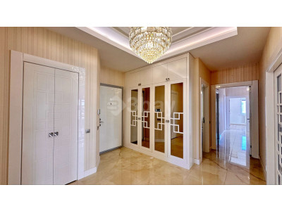 BATIKENT'de MERKEZİ BİR KONUMDA 4+1 SATILIK DAİRE