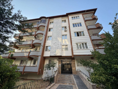 DEĞİRMİÇEM MAH TEMİZ BAKIMLI 3+1 DAİRE