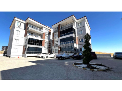 3 BAY'DAN BEŞTEPE'DE KİRALIK 2+1 DAİRE