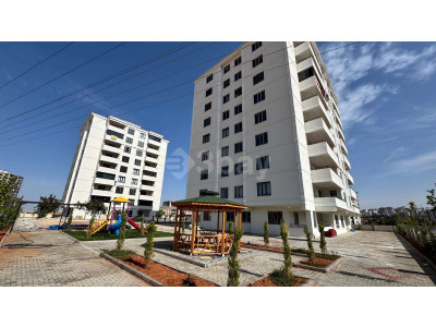 BEYLERBEYİ MAH. DE 2+1 SİTE İÇERİSİNDE SATILIK DAİRE
