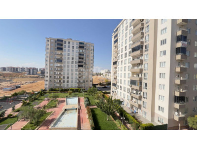 3 BAY'DAN EV-NEVA SİTESİNDE KİRALIK 3+1 DAİRE!