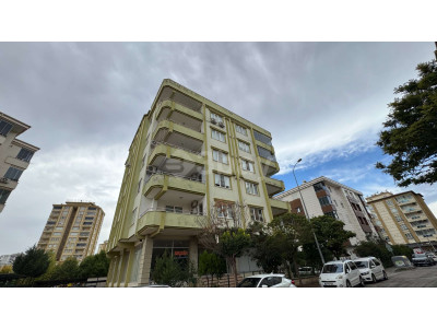 3BAY OKTAY SAĞLAMCI' DAN ATATÜRK'DE 3+1 SATILIK BAKIMLI DAİRE