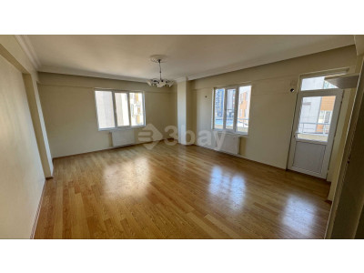 3BAY OKTAY SAĞLAMCI'DAN ERTUĞRUL GAZİ'DE GARAJLI 3+1 KİRALIK