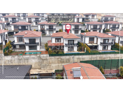 Körkünde Ege Kokulu, Doğayla İç İçe Villa