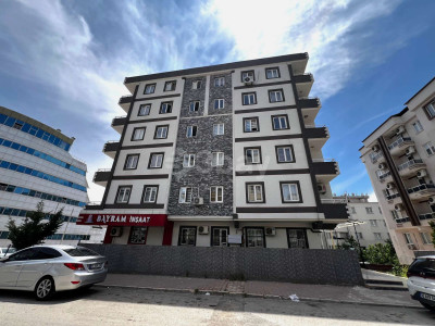 CEYLAN YILMAZ'DAN YEDİTEPE DE SATILIK EŞYALI DAİRE!