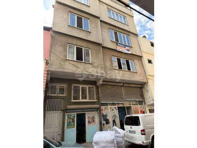 3 Bay Eyüp ŞAHİN'den Fırsat Komple Bina